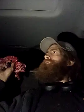 Snapshot of SirJonBradley chatting on 22, 10, 2025 SirJonBradley online show from 22, 10, 2025