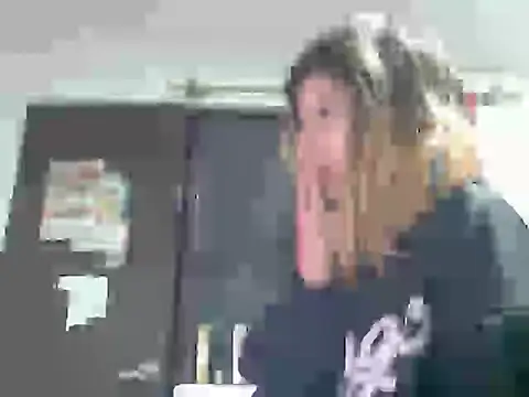 KratosAfroditacs online show from 1, 2, 2026