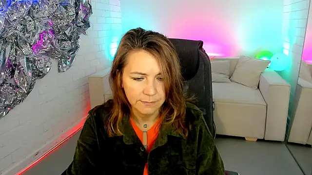 NicoleHitman online show from 12, 9, 2025