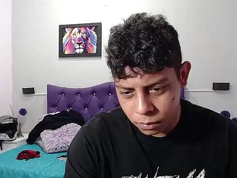 Alejandroo 22 online show from 18, 9, 2025