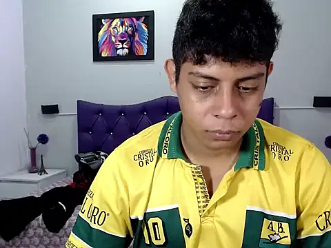 Alejandroo 22 online show from 30, 9, 2025