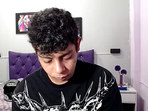 Alejandroo 22 online show from 17, 10, 2025