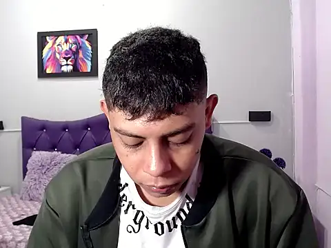 Alejandroo 22 online show from 22, 10, 2025