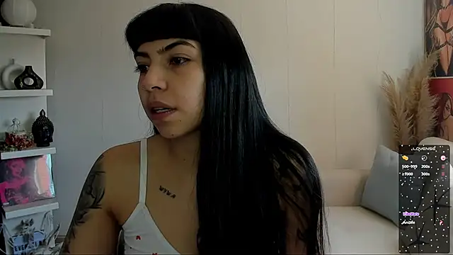 Saraa Desiree online show from 22, 9, 2025