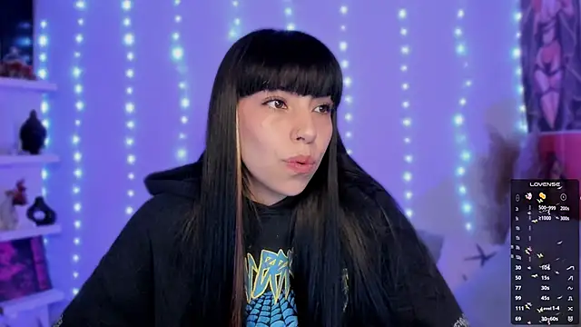 Saraa Desiree online show from 29, 11, 2025