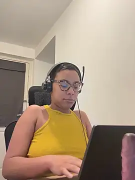 Melia Rayne online show from 16, 12, 2025