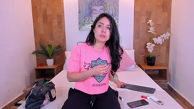 isabella winkler online show from 13, 3, 2026