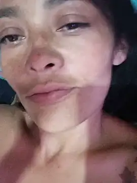 Snapshot of sarayulith chatting on 21, 6, 2026 sarayulith online show from 21, 6, 2026