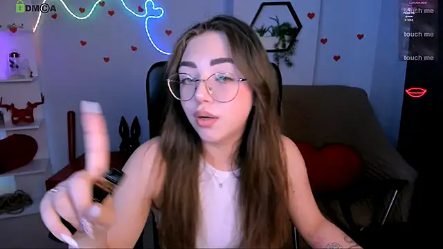 Snapshot of kiki_swan chatting on 1, 5, 2026 kiki swan online show from 1, 5, 2026
