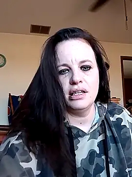 Snapshot of cattlegurl chatting on 13, 3, 2025 cattlegurl online show from 13, 3, 2025