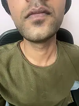 Snapshot of Aarush_1 chatting on 16, 3, 2025 Aarush 1 online show from 16, 3, 2025