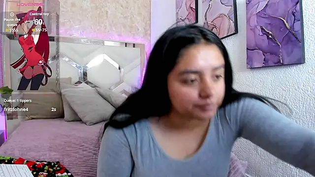 EmilyBrownn  online show from 13, 9, 2025