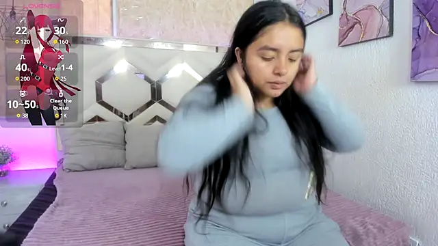 EmilyBrownn  online show from 27, 11, 2025