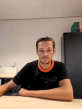 arnoanro online show from 15, 6, 2026