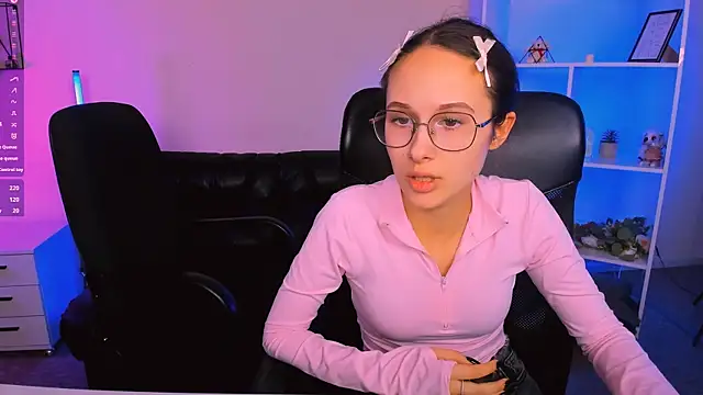 mona cloud online show from 17, 11, 2025