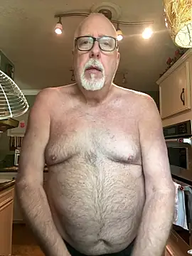 Snapshot of superbearboss chatting on 28, 2, 2026 superbearboss online show from 28, 2, 2026