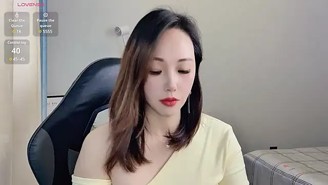 Dewluna online show from 5, 3, 2025