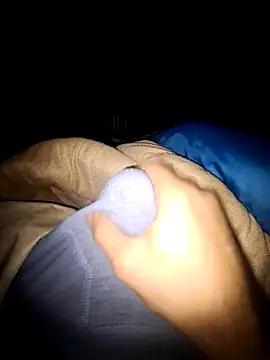 Snapshot of Messyman1187 chatting on 17, 10, 2025 Messyman1187 online show from 17, 10, 2025