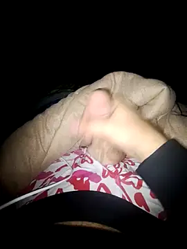 Snapshot of Messyman1187 chatting on 22, 10, 2025 Messyman1187 online show from 22, 10, 2025