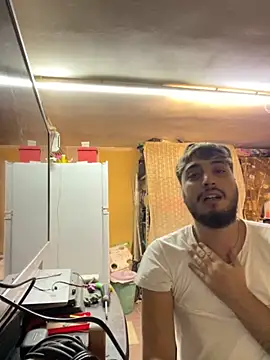 Snapshot of Bello98sud chatting on 25, 10, 2025 Bello98sud online show from 25, 10, 2025