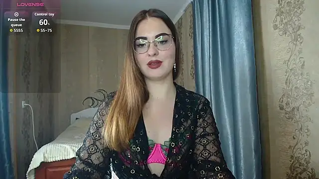 Snapshot of Leila_Kissyu chatting on 2, 3, 2026 Leila Kissyu online show from 2, 3, 2026