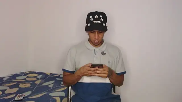 Monkey uchiha777 online show from 27, 11, 2025