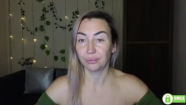 Kiss julli88I online show from 24, 11, 2025