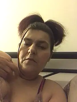 Snapshot of Curvy-Essex-Milf chatting on 9, 3, 2025 Curvy-Essex-Milf online show from 9, 3, 2025