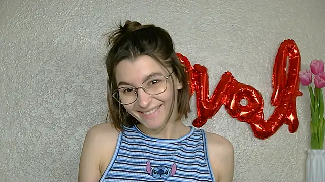 luna Gharming online show from 9, 3, 2025