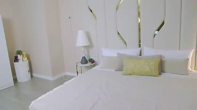 JaneRayan online show from 13, 4, 2026