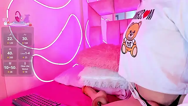 Small Hot19 online show from 25, 10, 2025