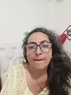 Snapshot of AlessandraLeroy chatting on 8, 7, 2026 AlessandraLeroy online show from 8, 7, 2026