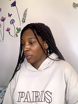 Nahomy gree online show from 2, 12, 2025