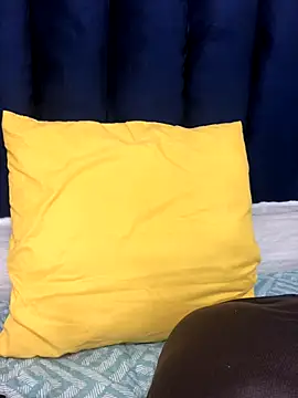 BondiBitch online show from 9, 11, 2025