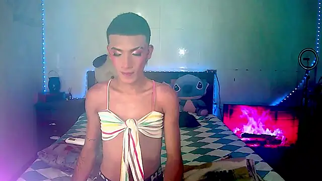 KimberlyXtreme online show from 15, 12, 2025