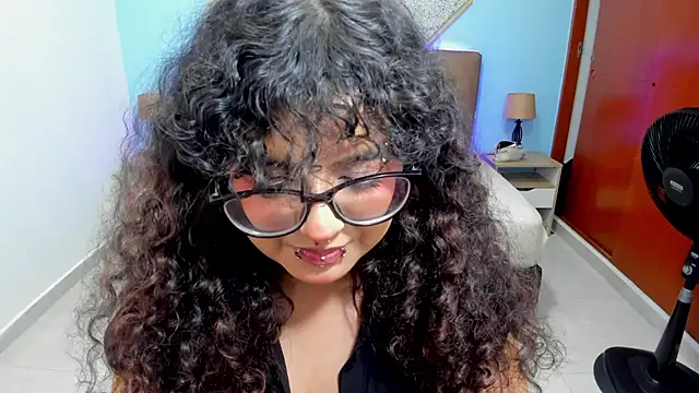 Snapshot of _Lilly_miller chatting on 16, 9, 2025 Lilly miller online show from 16, 9, 2025