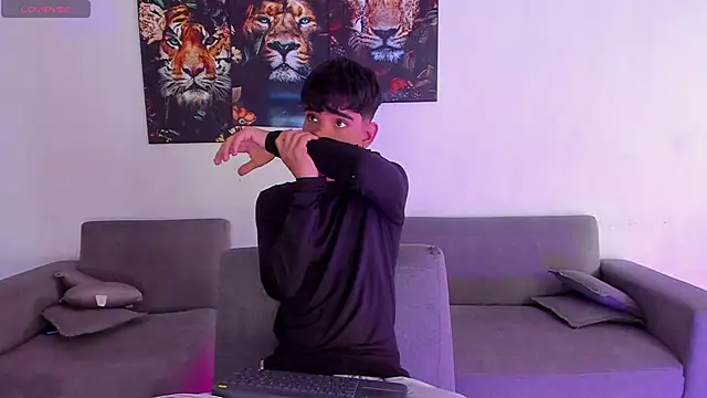 JesusA 94 online show from 8, 3, 2025