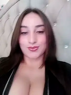 KARINA FLOWER  online show from 18, 9, 2025