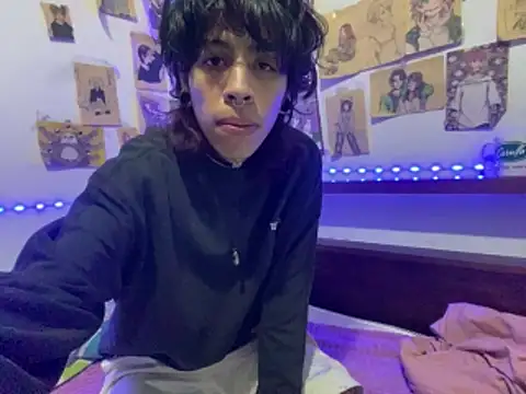 Snapshot of kirito_kun chatting on 14, 5, 2026 kirito kun online show from 14, 5, 2026