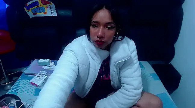 Snapshot of XxxReinaSexyBodyxxX777 chatting on 11, 3, 2025 XxxReinaSexyBodyxxX777 online show from 11, 3, 2025