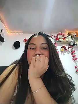 esmeralda jadees online show from 16, 5, 2026