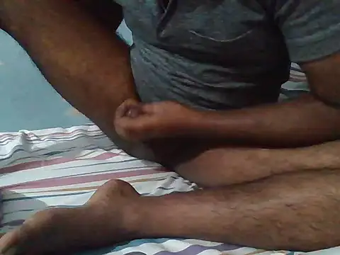 Snapshot of teluguboy99989 chatting on 2, 3, 2026 teluguboy99989 online show from 2, 3, 2026