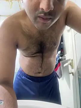 Snapshot of MIRTHICK2002 chatting on 14, 3, 2025 MIRTHICK2002 online show from 14, 3, 2025