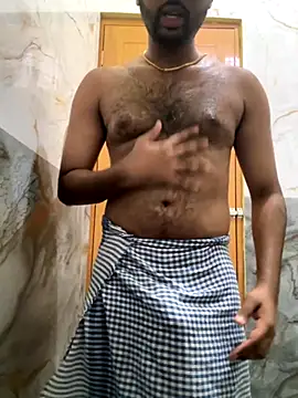 Snapshot of MIRTHICK2002 chatting on 26, 10, 2025 MIRTHICK2002 online show from 26, 10, 2025