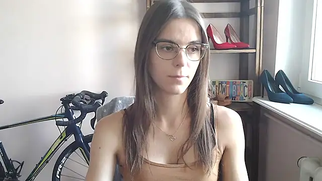 Snapshot of love_megi chatting on 9, 5, 2026 love megi online show from 9, 5, 2026