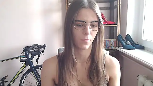 Snapshot of love_megi chatting on 23, 5, 2026 love megi online show from 23, 5, 2026