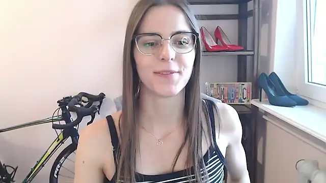 love megi online show from 14, 6, 2026