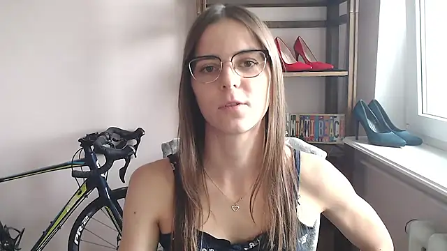 love megi online show from 15, 6, 2026