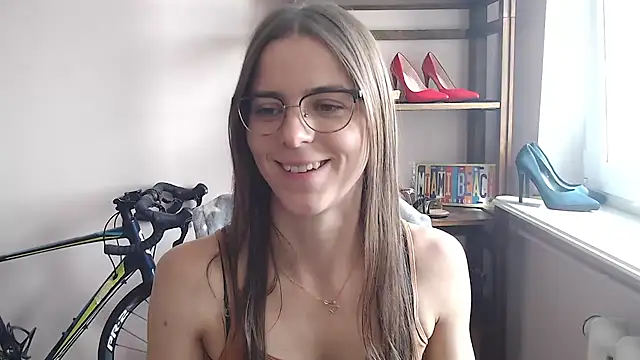 love megi online show from 16, 6, 2026