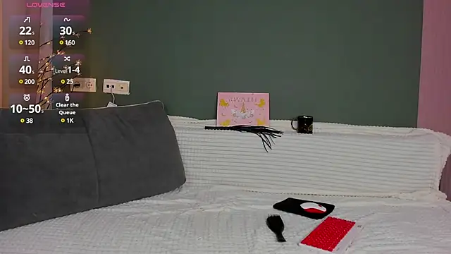 Snapshot of Charlotte_Woods chatting on 17, 3, 2025 Charlotte Woods online show from 17, 3, 2025
